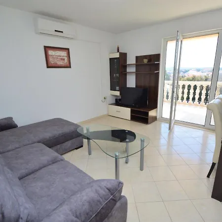 Milin-2 By Interhome * Jezera